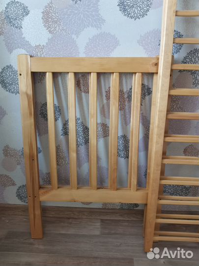 Детская кроватка с матрасом б/у