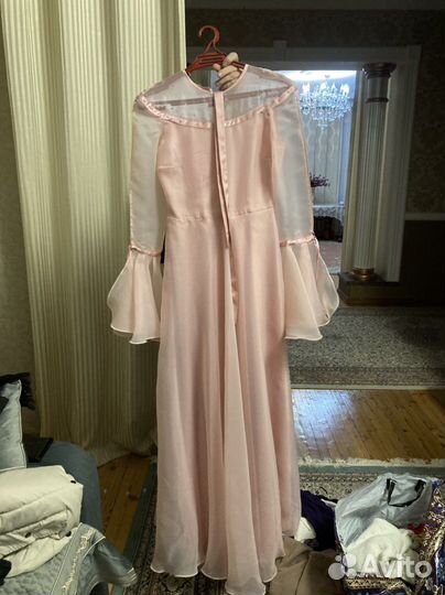 Продаю платье размер с
