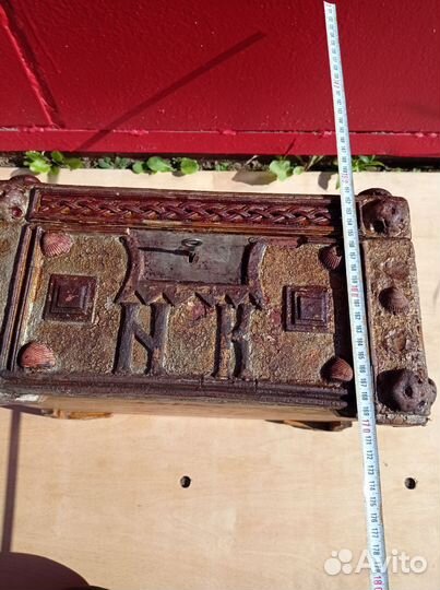 Сундук шкатулка старинная