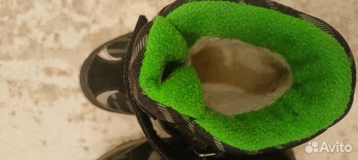 Продам зимние ботинки Капика 28 размер