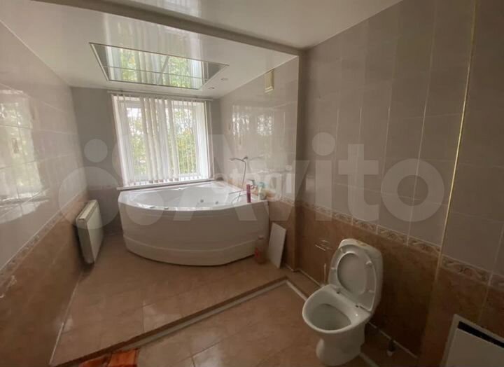 4-к. квартира, 116 м², 3/5 эт.