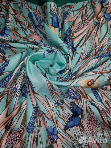 Шарфы платки палантины брендовые