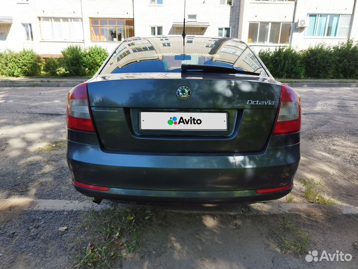 Skoda Octavia 1.6 AT, 2010, 228 500 км