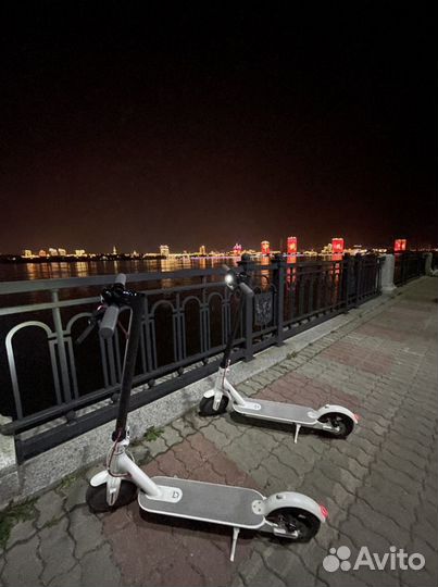 Электросамокат Xiaomi Mi Electric Scooter 1S