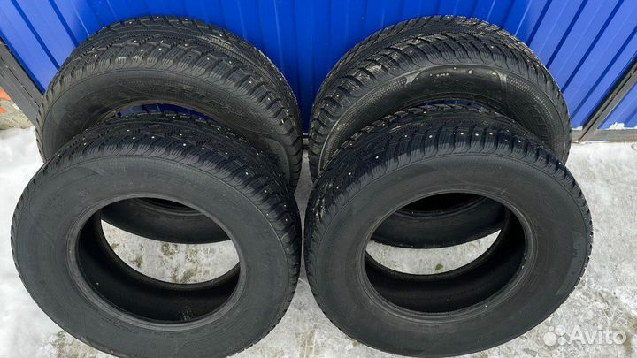 Kumho I'Zen RV KC15 265/65 R17