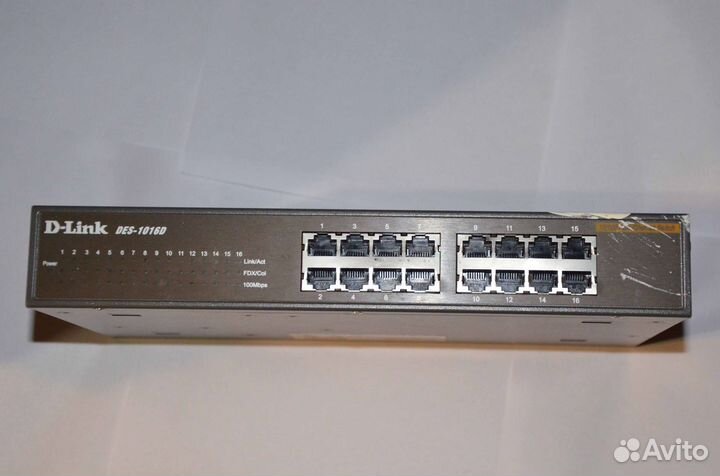 Коммутатор D-Link DES-1016D