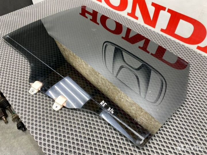 Стекло двери заднее левое Honda Cr-V3 RE