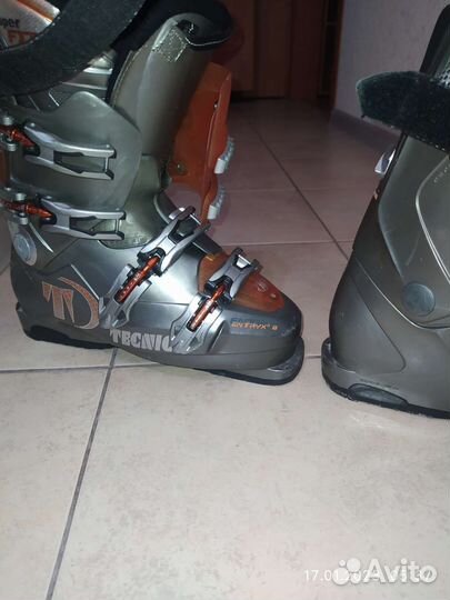 Горнолыжные ботинки (270-275)