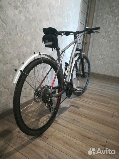 Продам велосипед GT transeo Elite