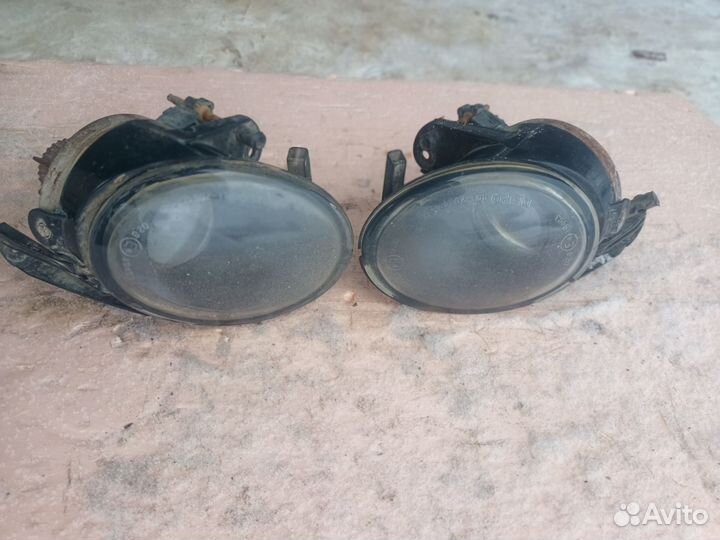 Противотуманная фара Volkswagen passat b6