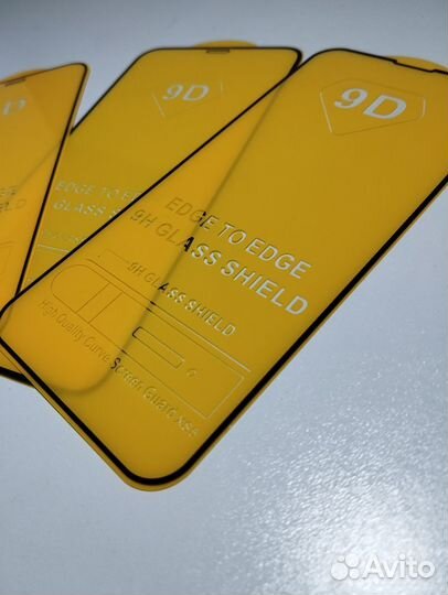 Защитное стекло 9д на iPhone
