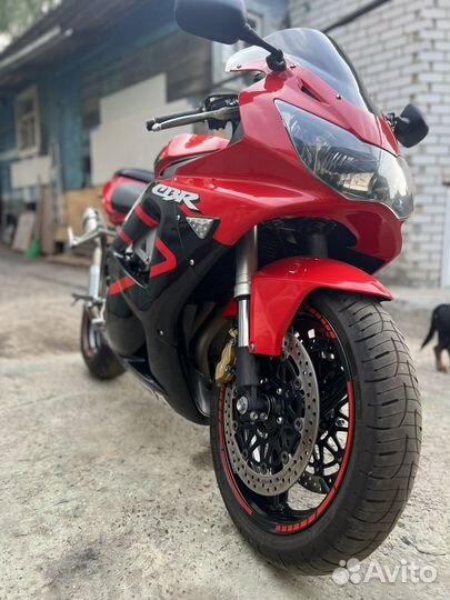 Honda CBR 929 RR Fireblade
