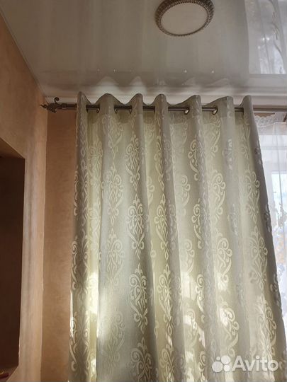 Шторы с карнизом и тюлью