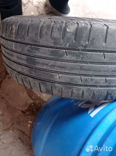 Nokian Tyres Hakka Blue 2 215/65 R16 102G