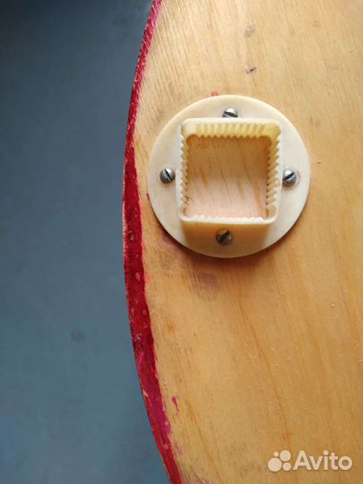 Стол детский, дерево