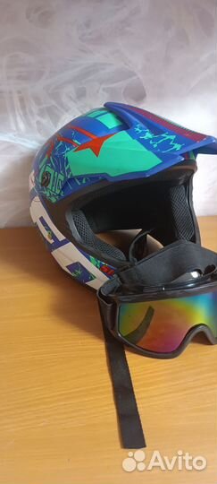 Шлем для мотокросса