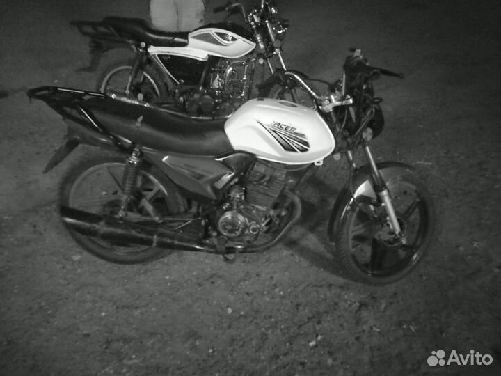 Продаю мотоцикл Racer RC150