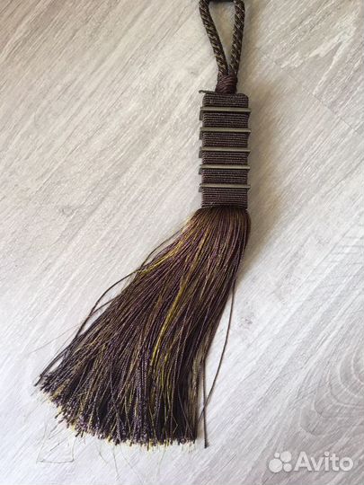Подхват для шторы (декоративная кисть) 62см