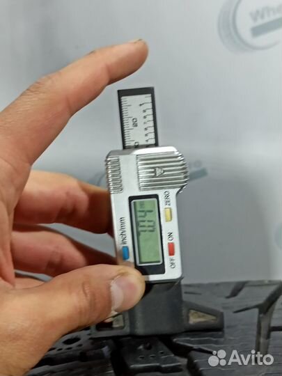 Nokian Tyres Hakkapeliitta 7 SUV 235/55 R18 104T