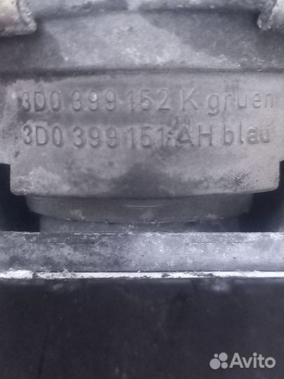 Опора кпп левая Volkswagen Phaeton 2002-2010