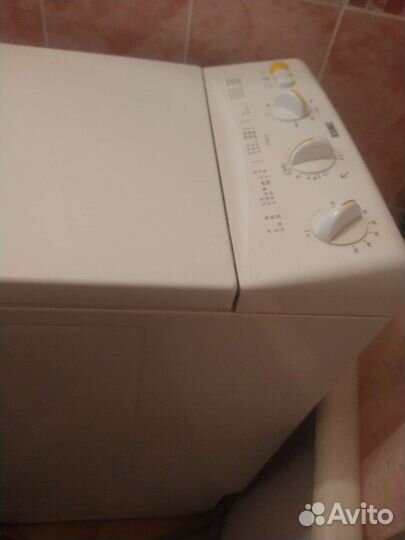 Стиральная машина с вертикальной загрузкой