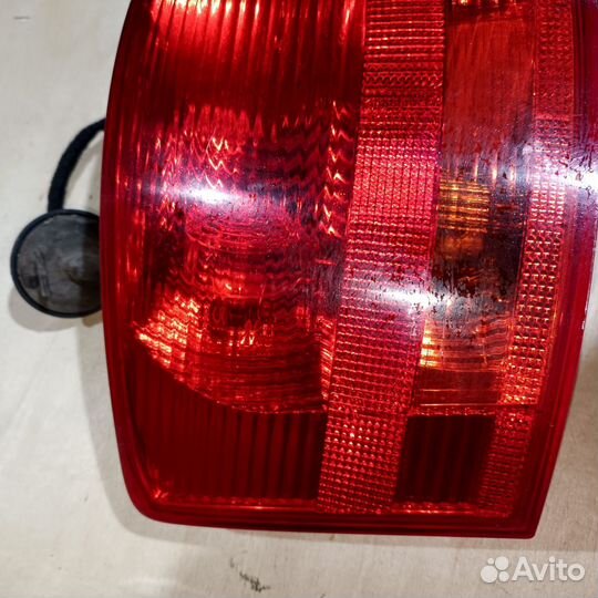 Фонарь задний Audi A4