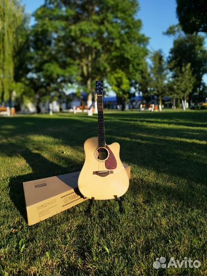 Гитара Yamaha FGX830C