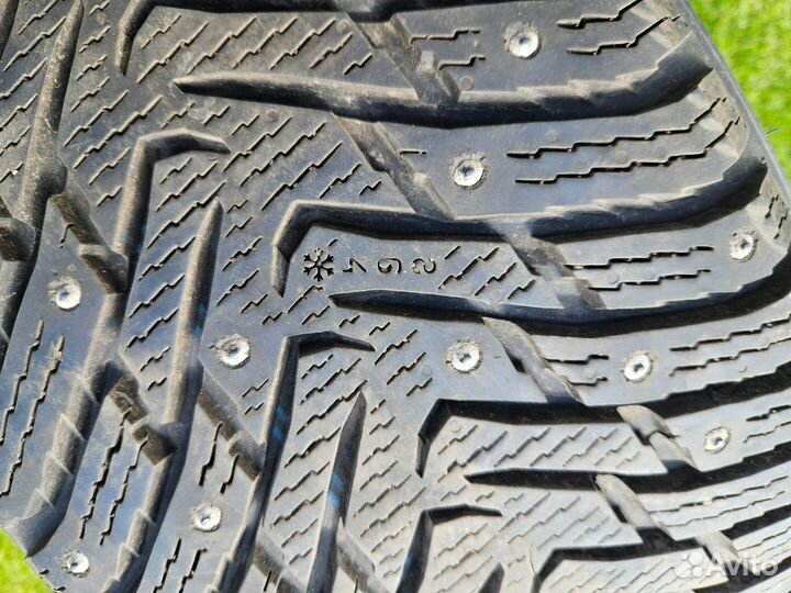 Nokian Tyres Hakkapeliitta 8 245/40 R18 97T