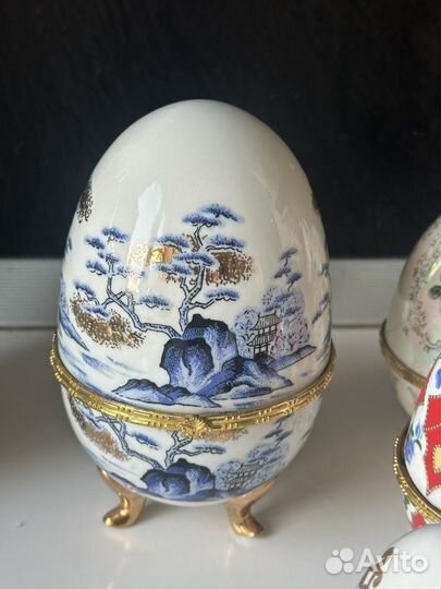 Фарфоровые шкатулки в виде яйца
