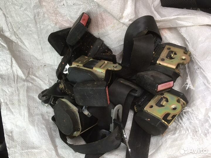 Ремни безопасности для Рено Логан