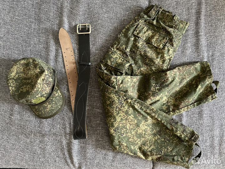 Военная форма и шевроны (вуц)