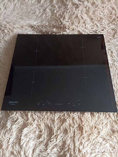Варочная индукц.панель Hotpoint ariston KIS 640 c