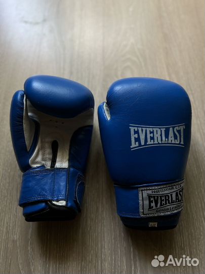 Боксерские перчатки everlast