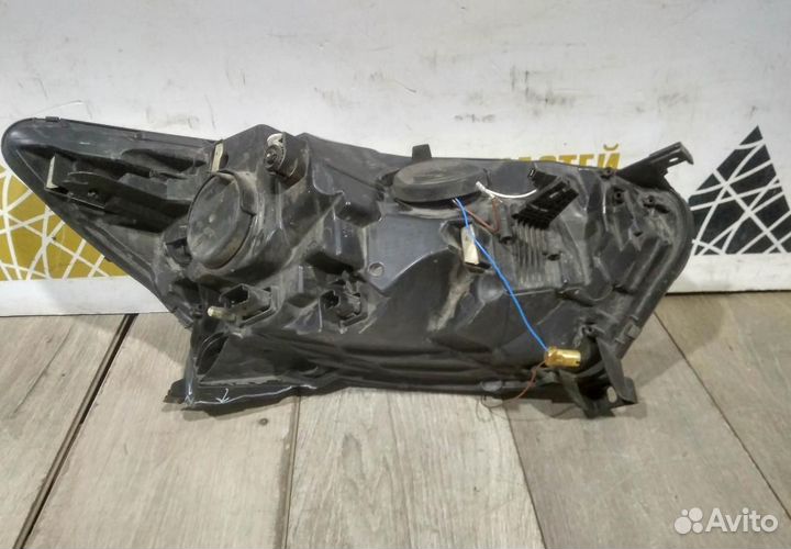 Фара левая бу Renault Kaptur OEM 260602042R