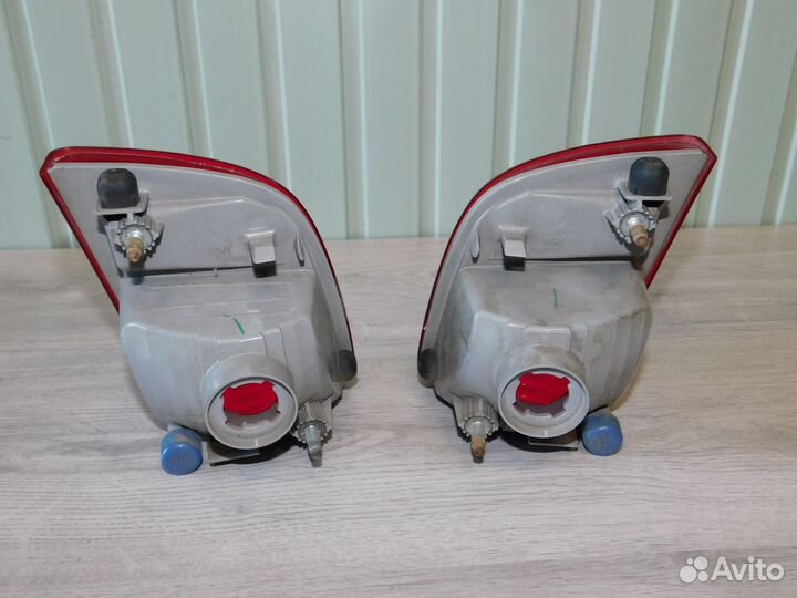 Задняя птф в бампер Toyota Land Cruiser 200