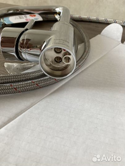 Кран смеситель для кухни новый