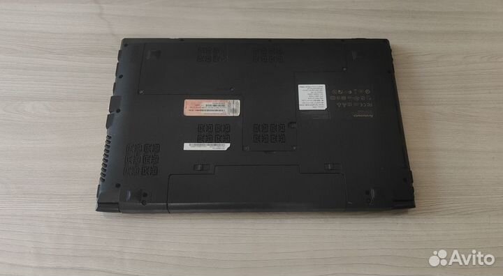 Lenovo v560 core i5/ssd/6ram