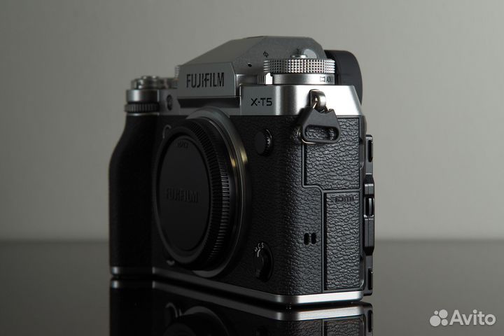 Fujifilm X-T5 Body Silver новый