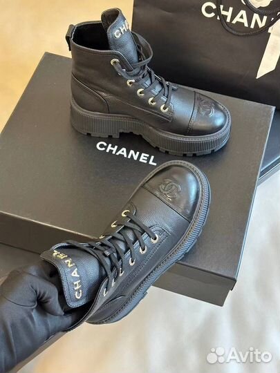 Ботинки Chanel