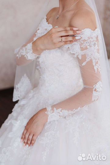 Свадебное платье