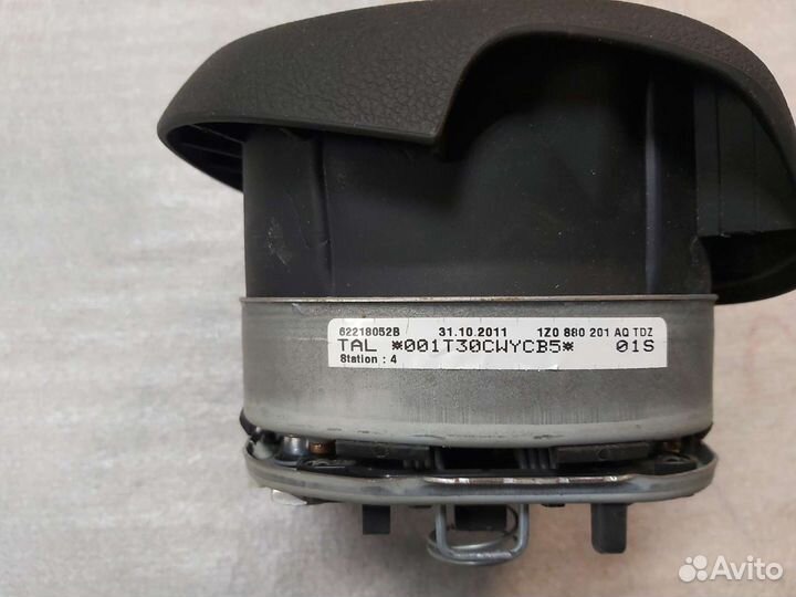 Skoda Octavia A5 Подушка безопасности в руль