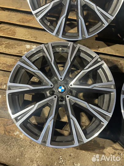 Оригинальные диски BMW X7 G07 R22 разноширокие