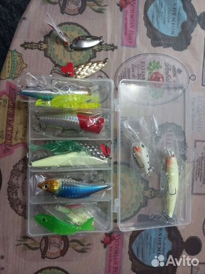 Наборы блесен и воблеров