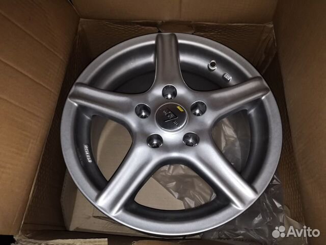 Диск литой Excl Line Type L 7,0/15 5/114,3 L705