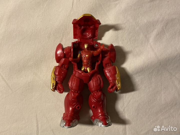 Фигурки игрушки разные