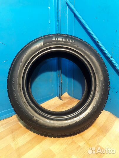 Pirelli Winter Ice Control SUV 235/60 R18