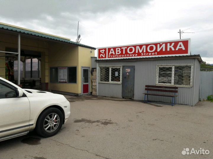 Автомойщики