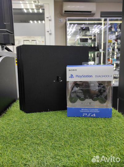 Sony PlayStation 4 Pro 1Tb (CUH-7108B)