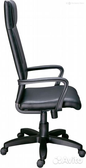 Кресло для руководителя Клерк PL плюс