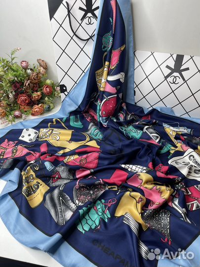 Шелковый платок Chanel